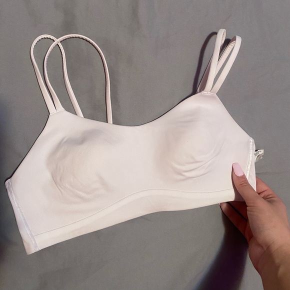 Lululemon bra - Picture 2 of 2